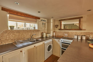 Kitchen- click for photo gallery
